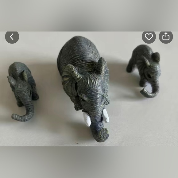 Elephants hanging on new in box - Picture 4 of 4